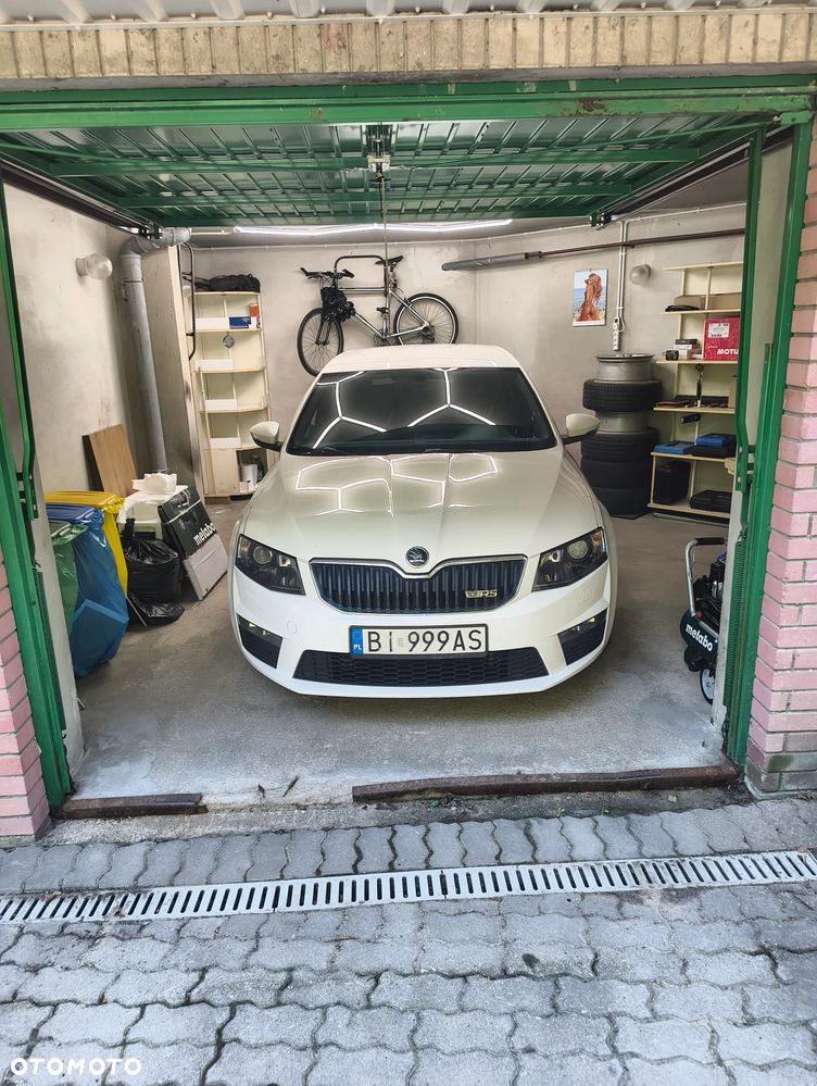 Skoda Octavia 2.0 TDI RS - 16