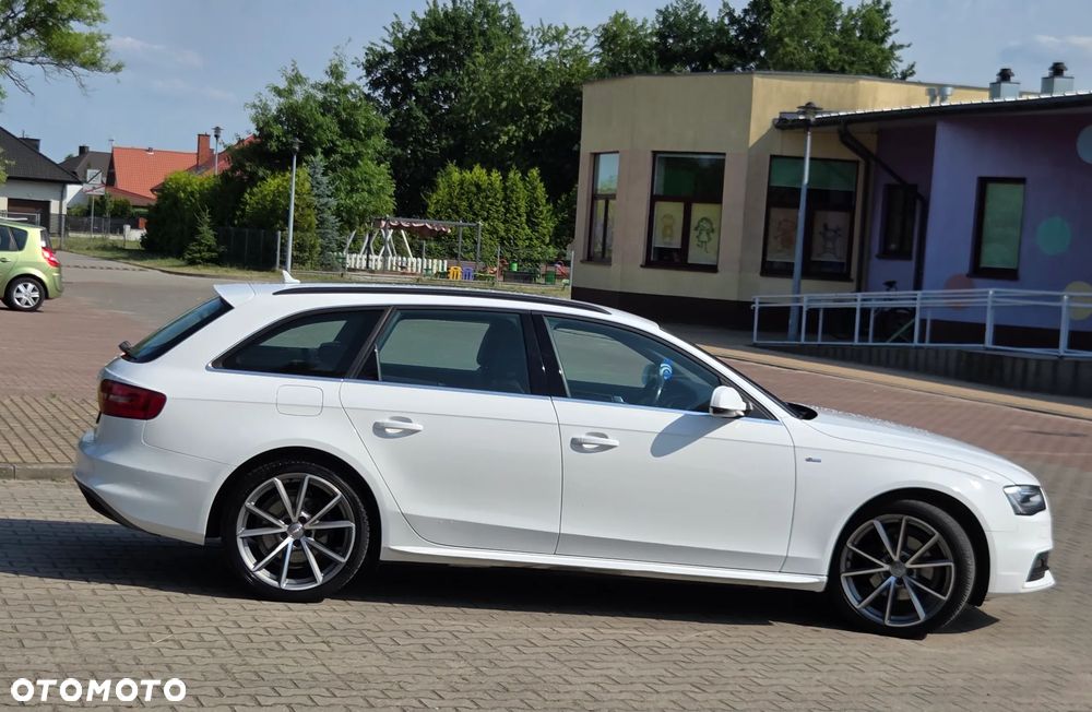 Audi A4 Avant 2.0 TDI Quattro S tronic - 8