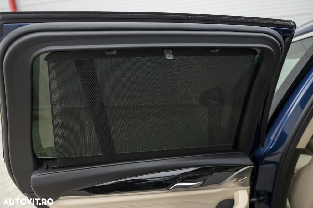 BMW X3 xDrive20i AT xLine - 17