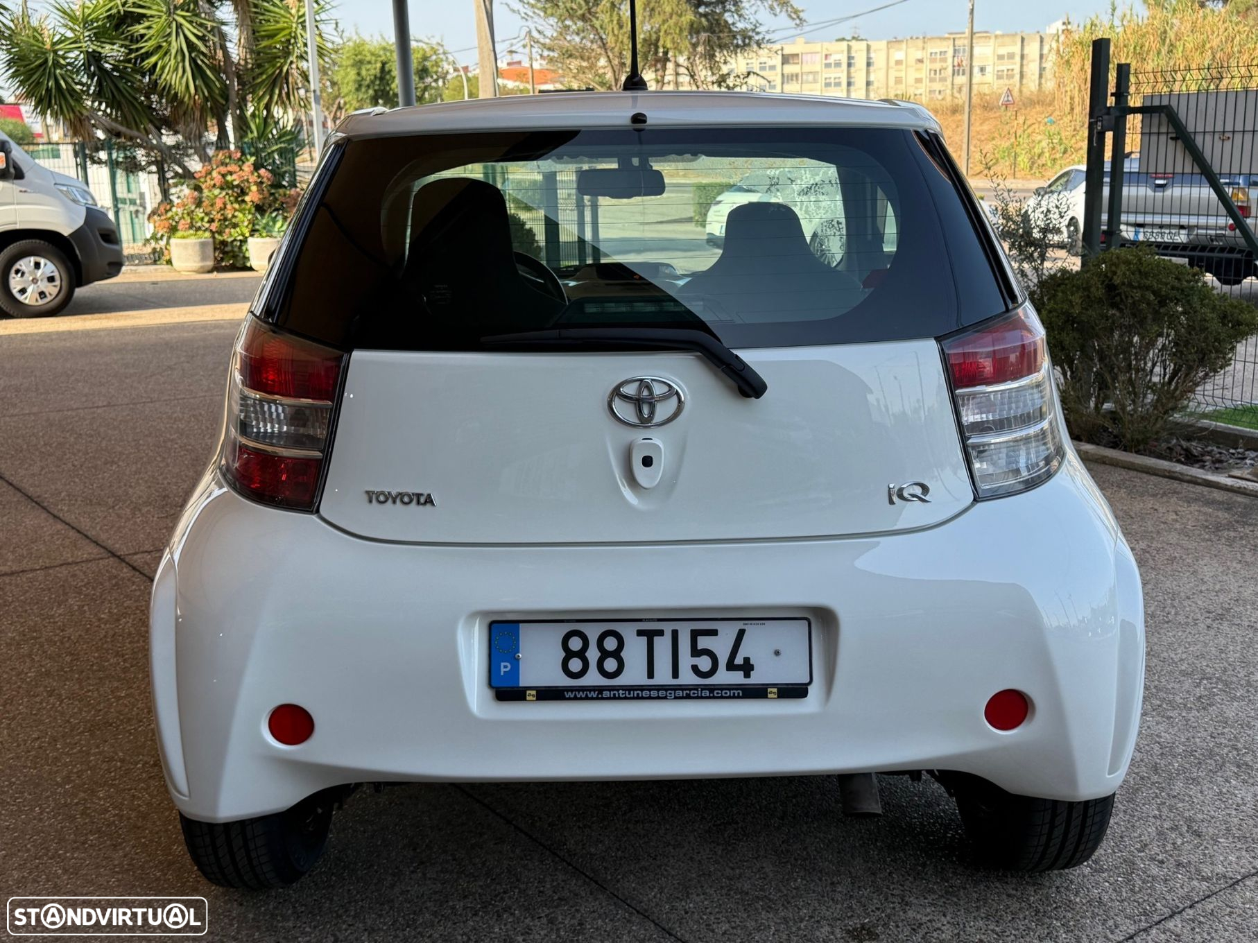Toyota iQ 1.33 VVT-i - 20