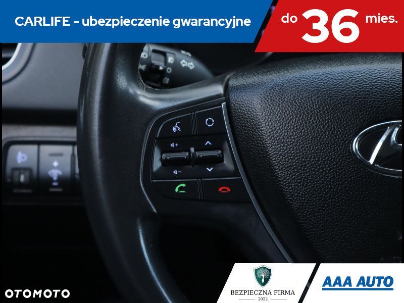 Hyundai i20 - 18