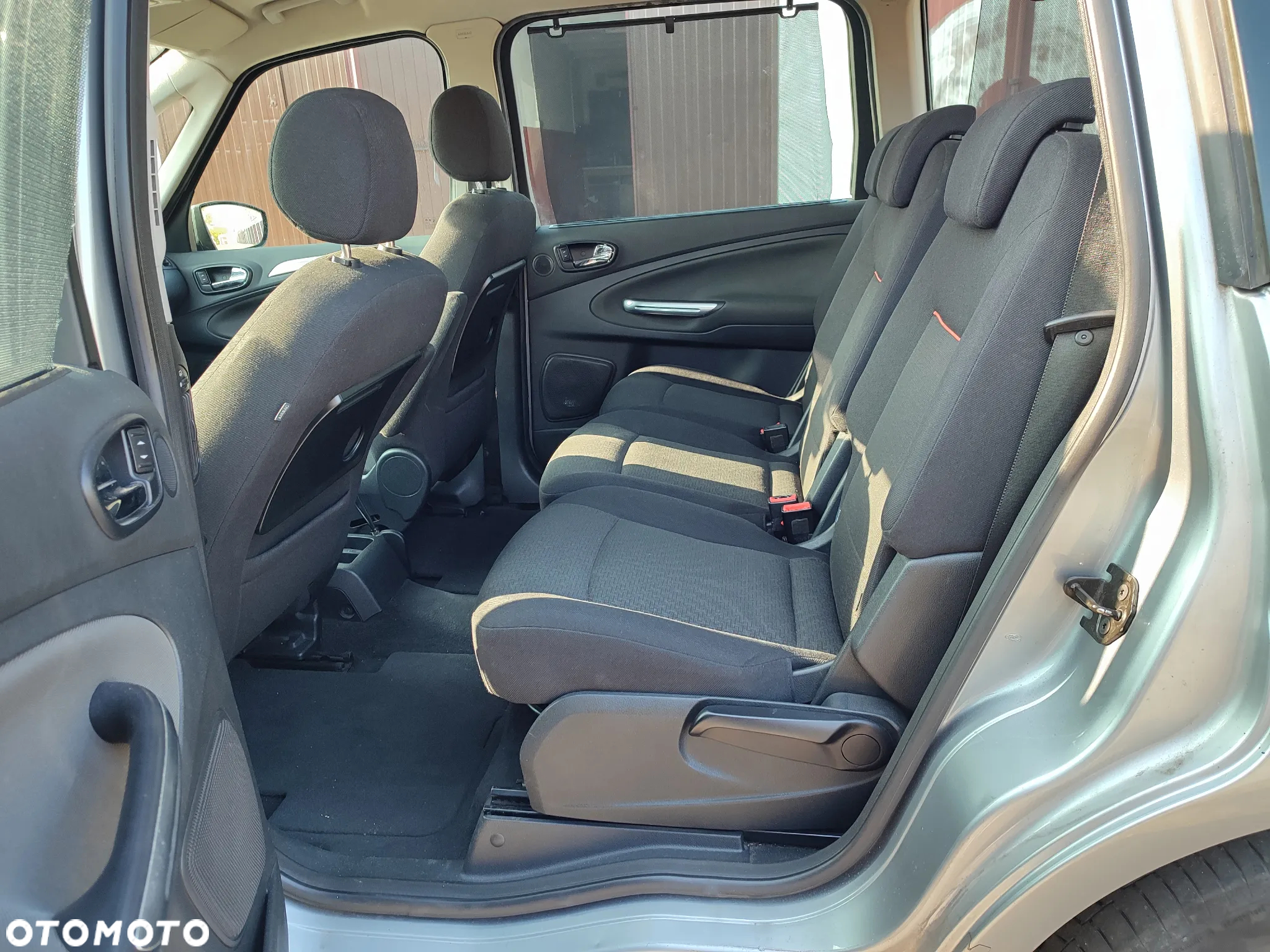 Ford Galaxy - 7