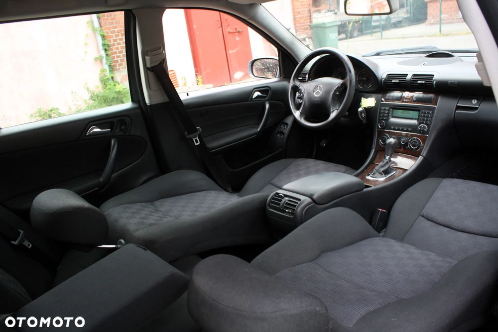 Mercedes-Benz Klasa C 220 CDI Automatik Elegance - 8