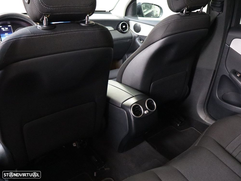 Mercedes-Benz GLC 300 e 4Matic - 10