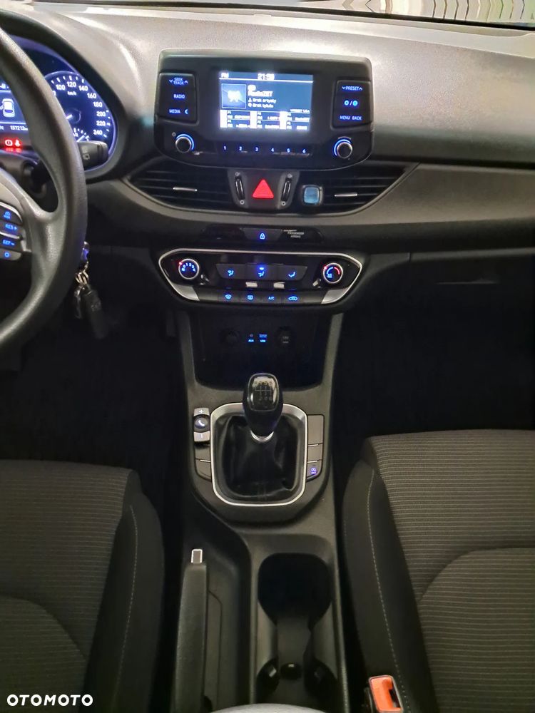 Hyundai i30 1.4 Classic - 11