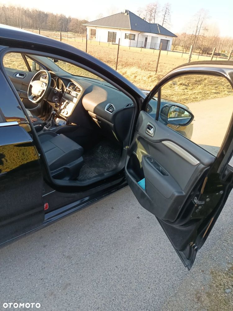 Citroën C4 HDi 90 Attraction - 6