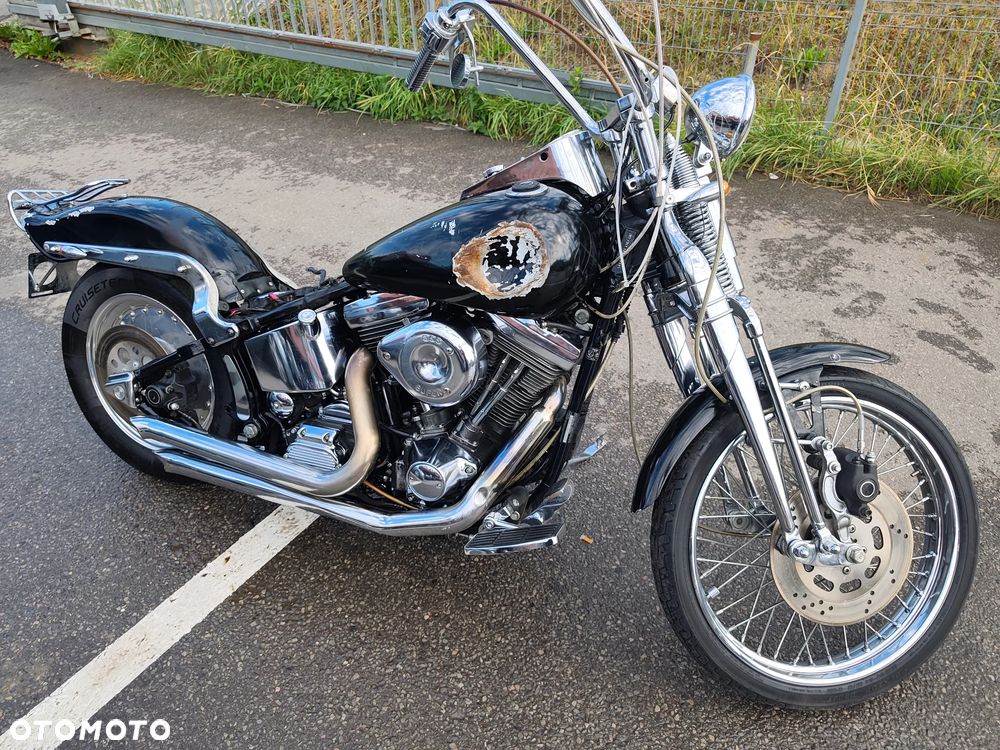Harley-Davidson Softail Springer Classic - 32