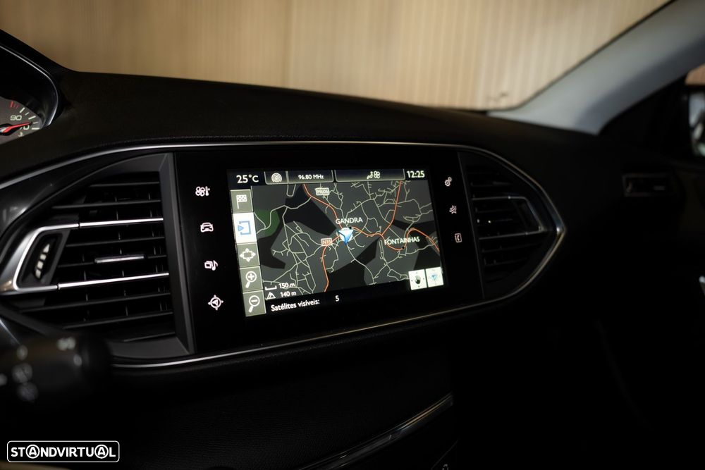 Peugeot 308 1.6 BlueHDi Allure - 28