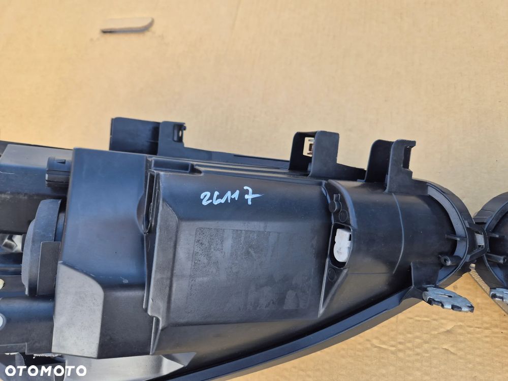 Fiat Punto EVO komplet reflektorów.Valeo.EU - 13