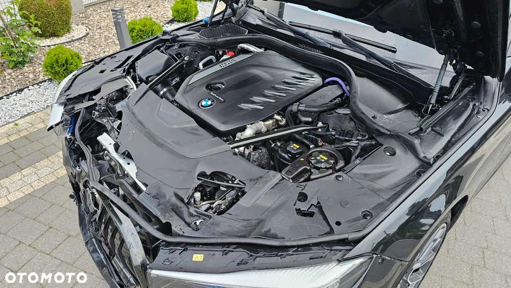 BMW Seria 7 730d xDrive mHEV sport - 31