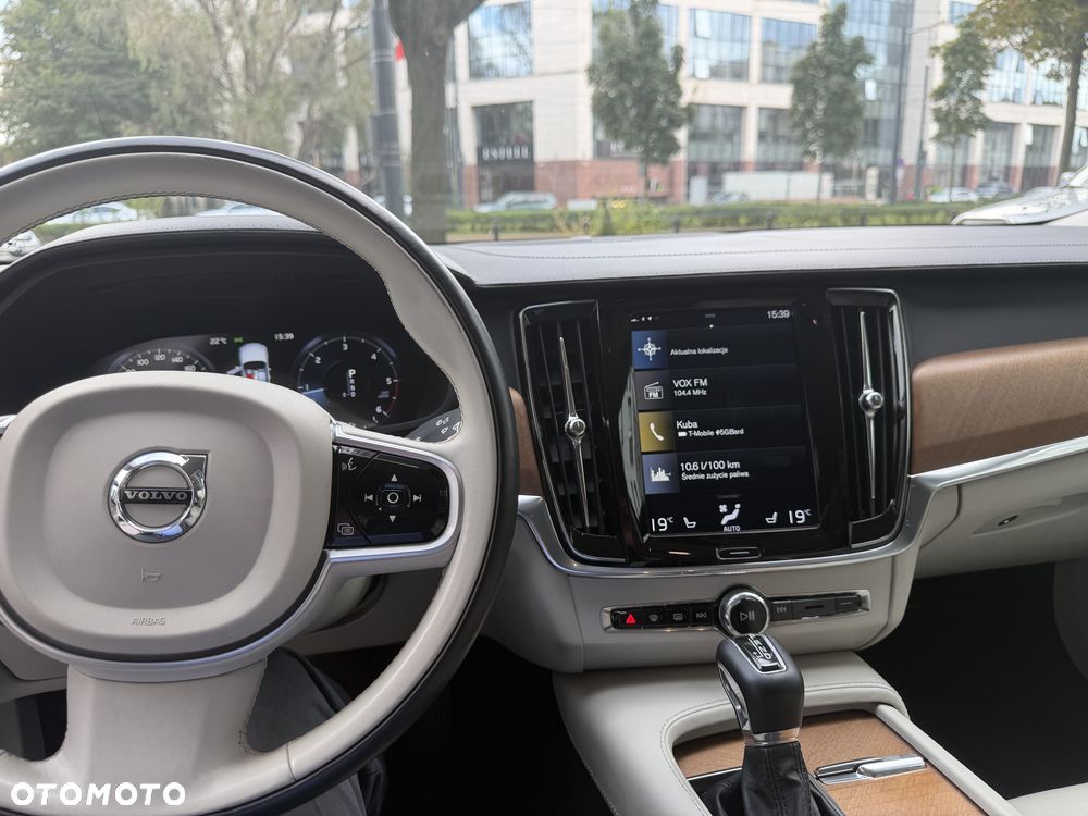 Volvo S90 - 14