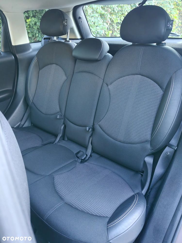 MINI Countryman One D - 11