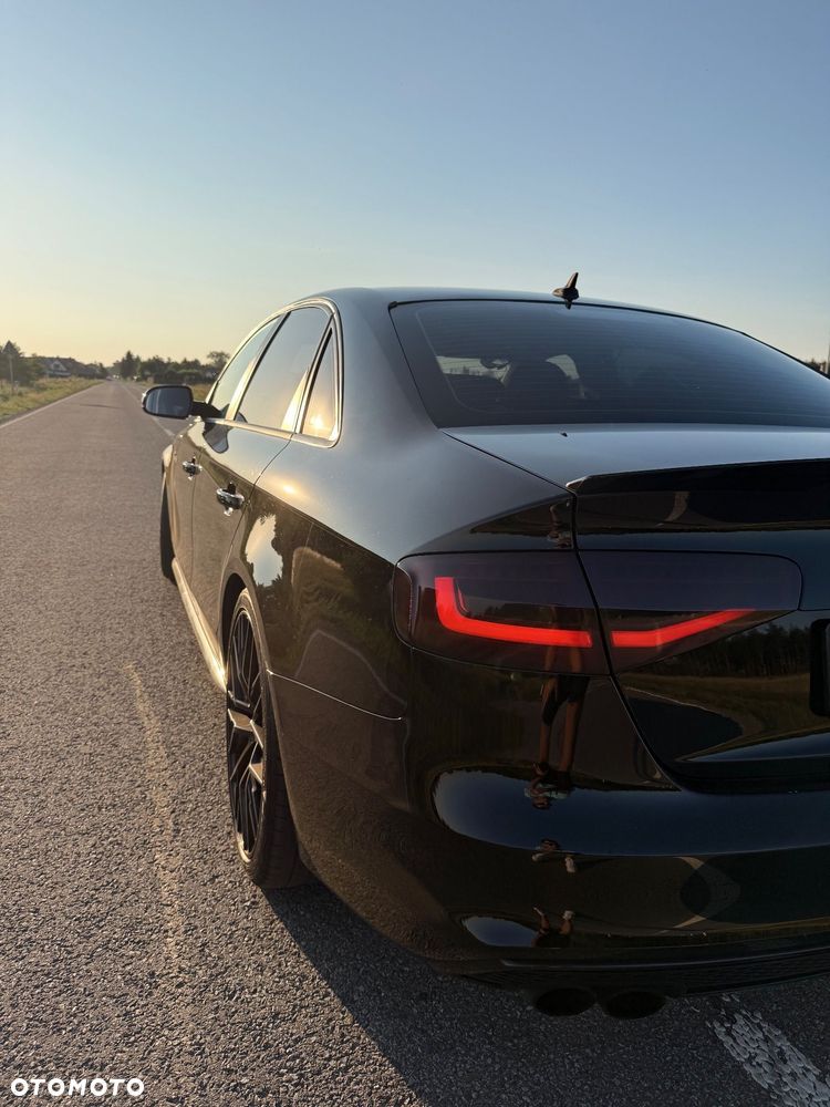 Audi A4 Limousine 2.0 TDI - 6
