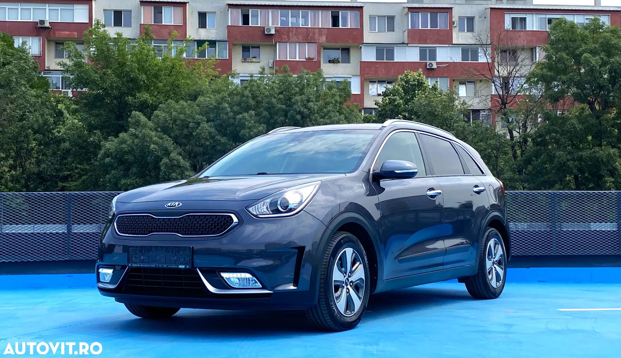 Kia Niro 1.6 GDI HEV 2WD OPF Aut. Edition 7 - 1