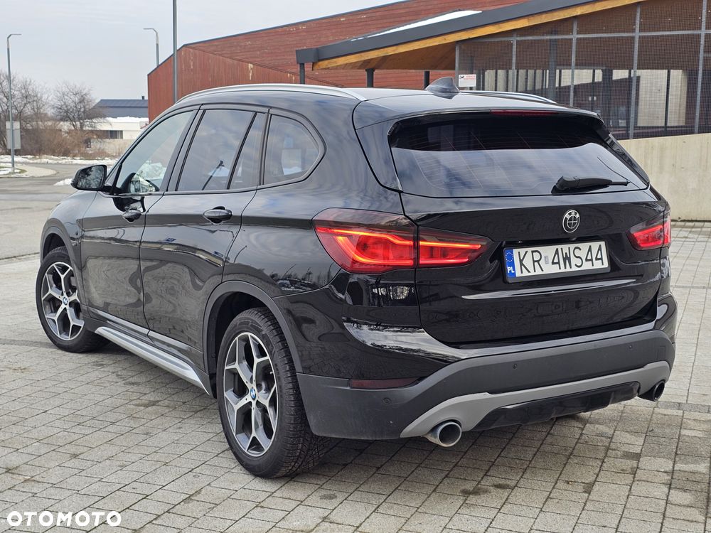 BMW X1 sDrive16d xLine - 8