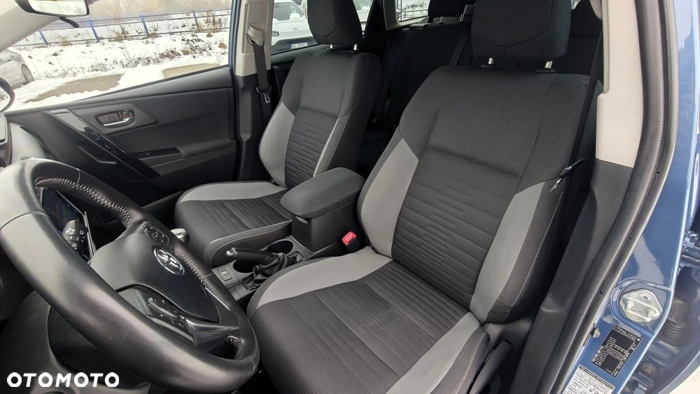 Toyota Auris 1.6 Premium Comfort - 10