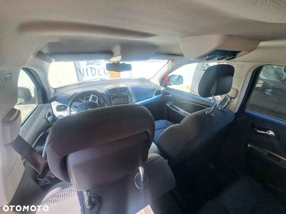 Dodge Journey - 15