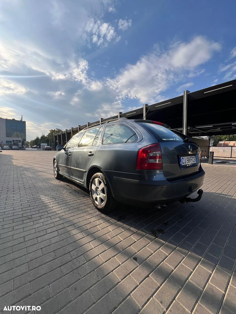 Skoda Octavia 1.9TDI Ambiente Aut - 4