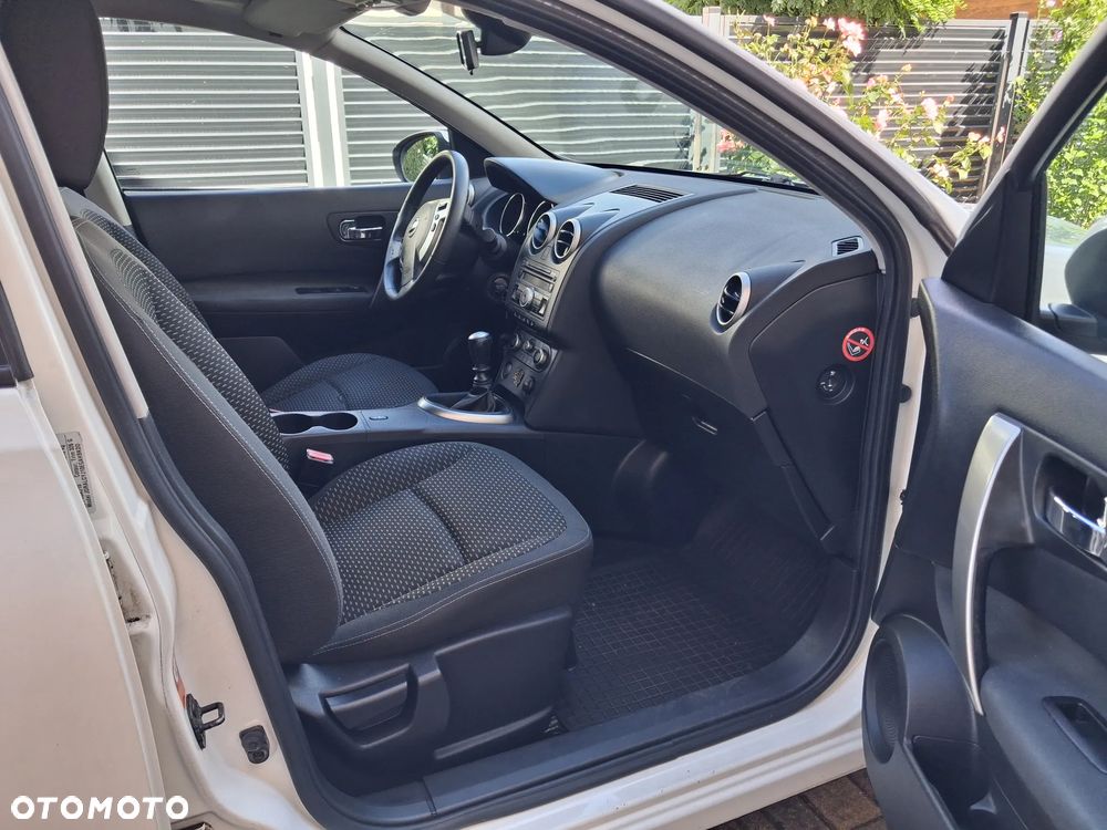 Nissan Qashqai+2 2.0 Acenta - 9