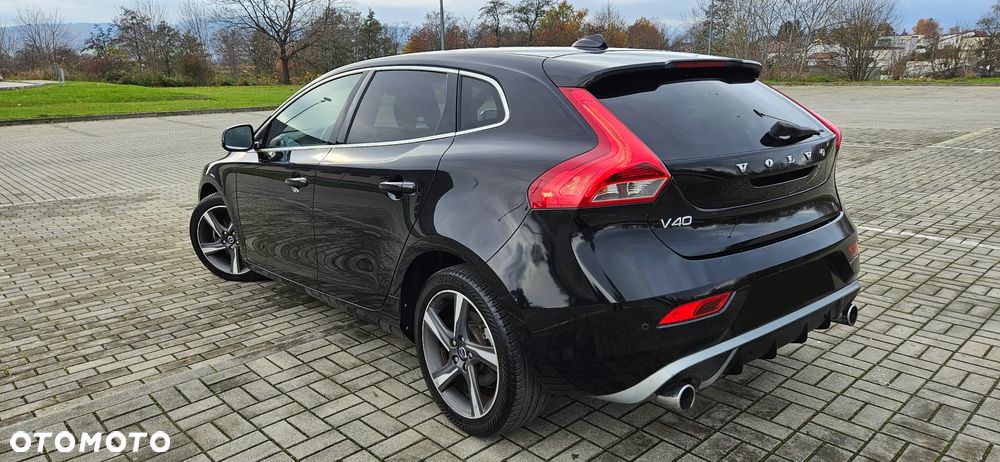 Volvo V40 T3 R-Design Summum - 3