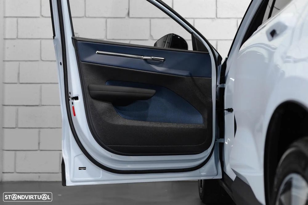 Volvo EX30 Twin Motor Performance AWD Ultra - 9