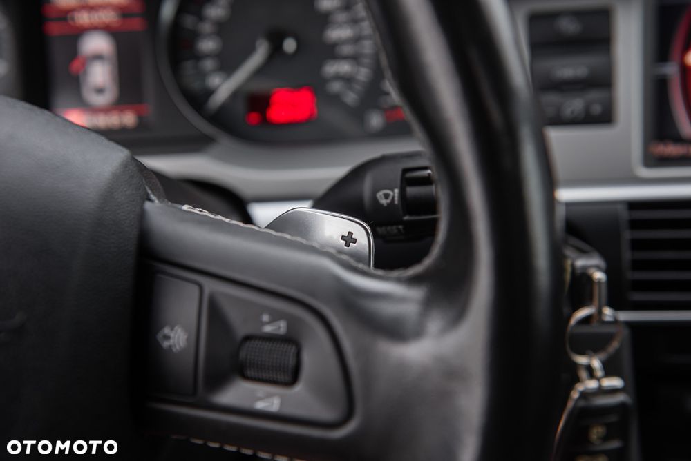 Audi S6 Avant Standard - 22