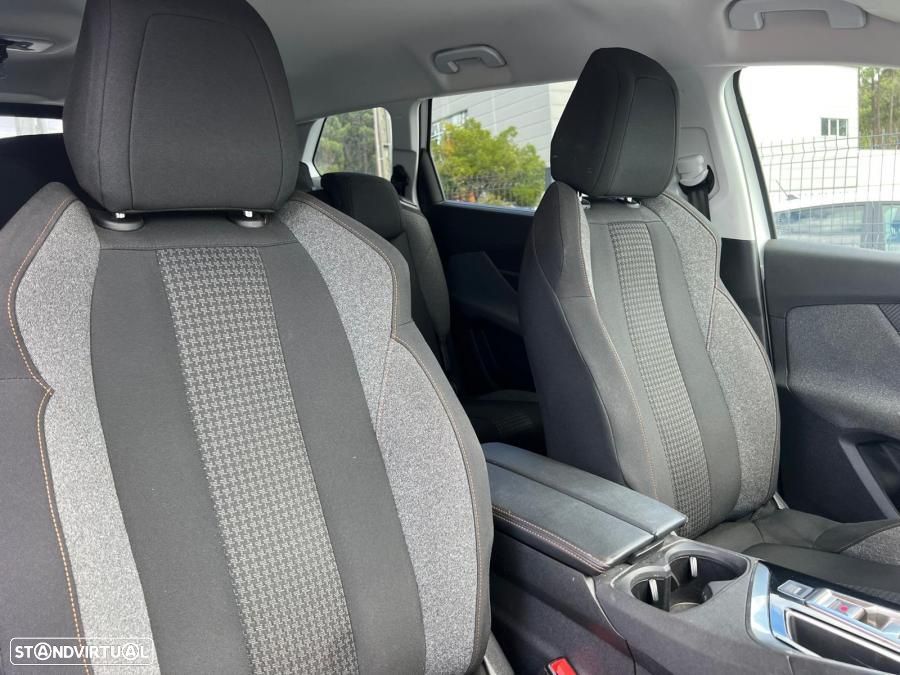 Peugeot 5008 1.5 BlueHDi Active Pack EAT8 - 12