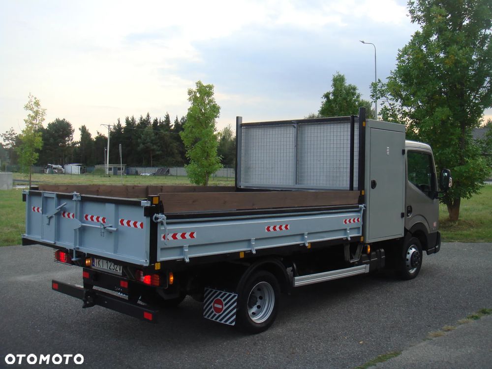 Renault MAXITY - 12