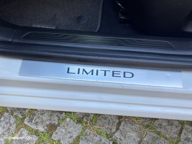 Renault Mégane Sport Tourer 1.3 TCe Limited - 27