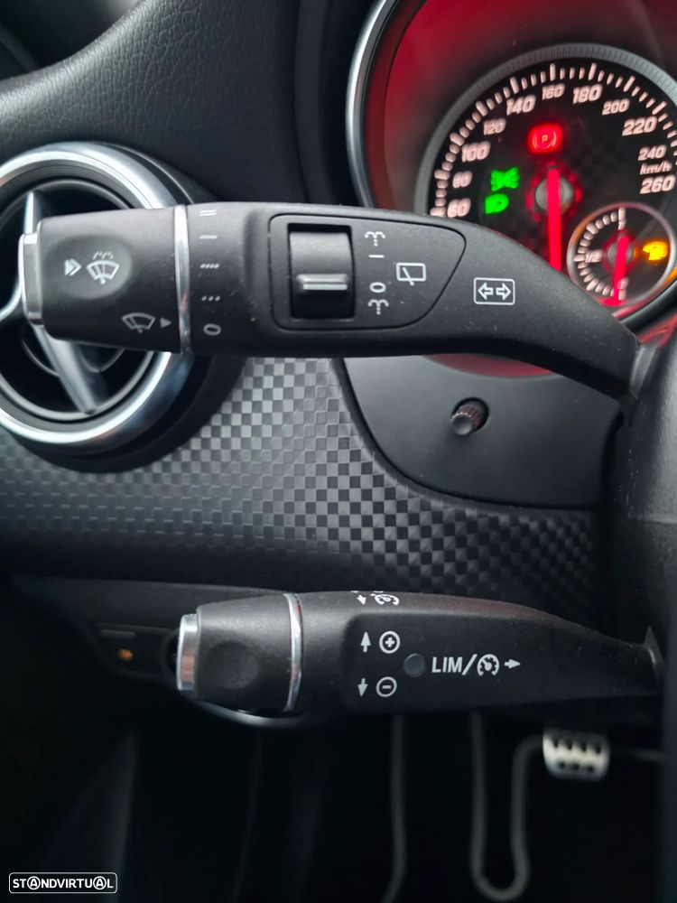 Mercedes-Benz A 180 d Urban - 31