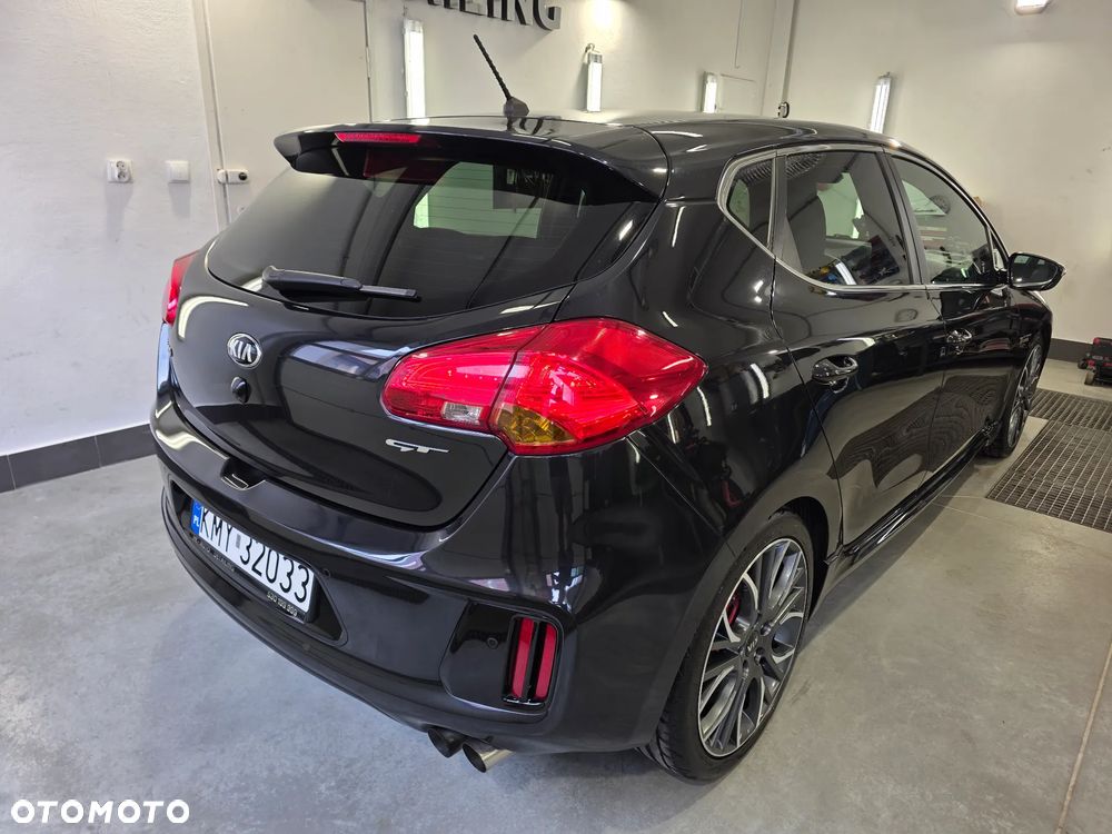 Kia Ceed 1.6 T-GDI GT - 11