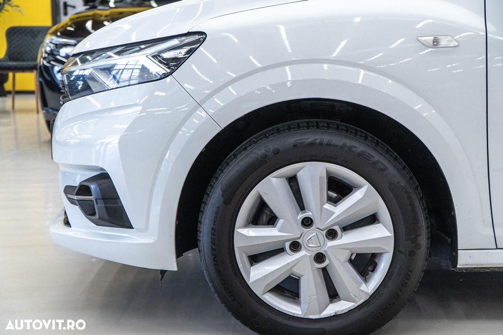 Dacia Logan TCe 90 MT6 Prestige - 40