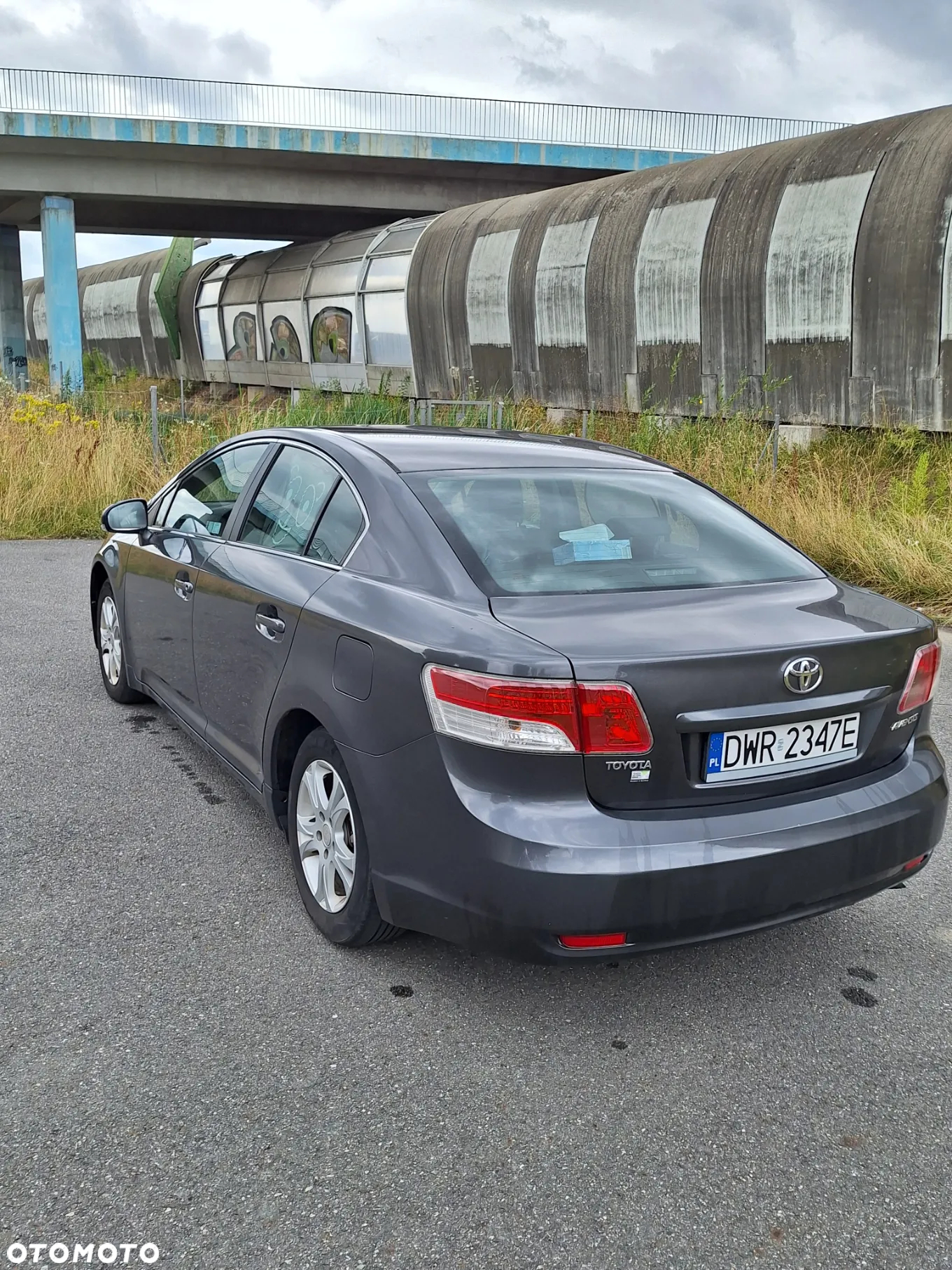 Toyota Avensis 1.6 Luna - 4