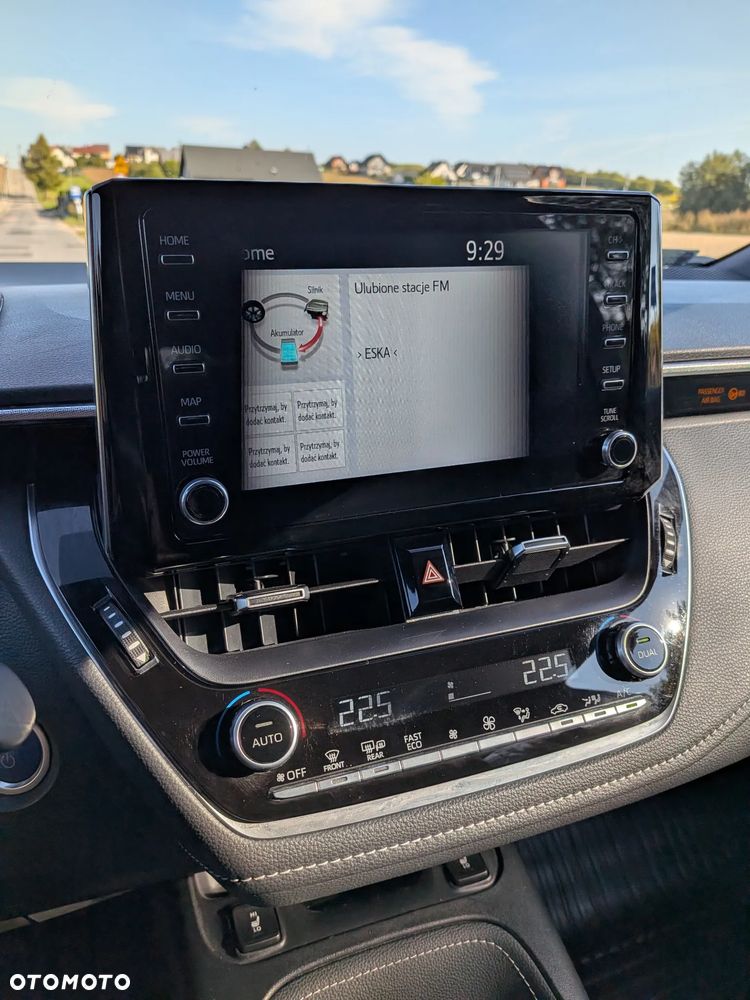 Toyota Corolla 1.8 Hybrid GPF Executive - 32