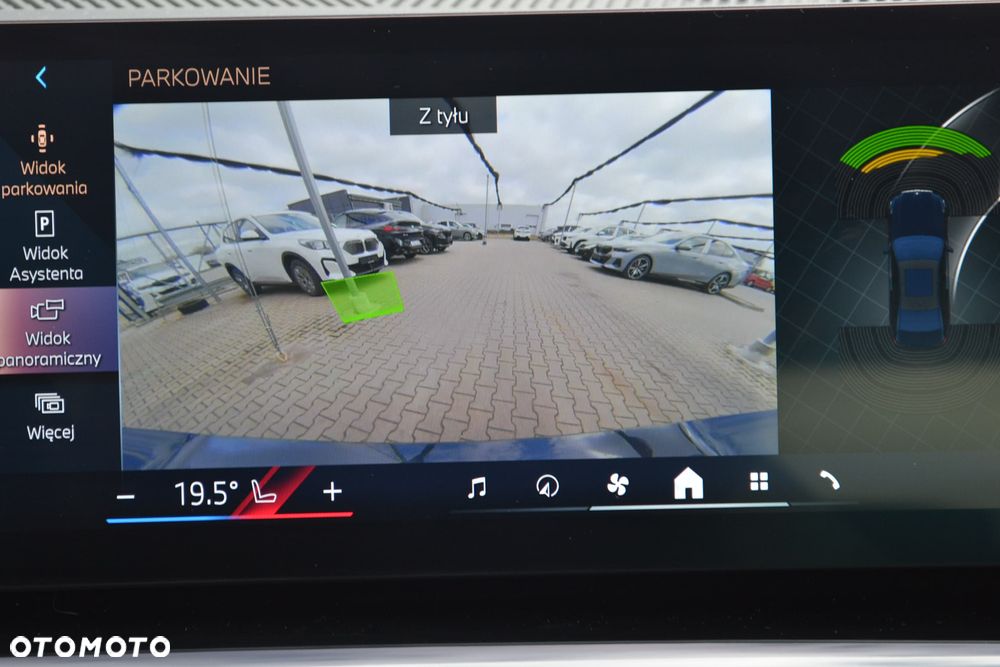 BMW Seria 5 520d xDrive - 9