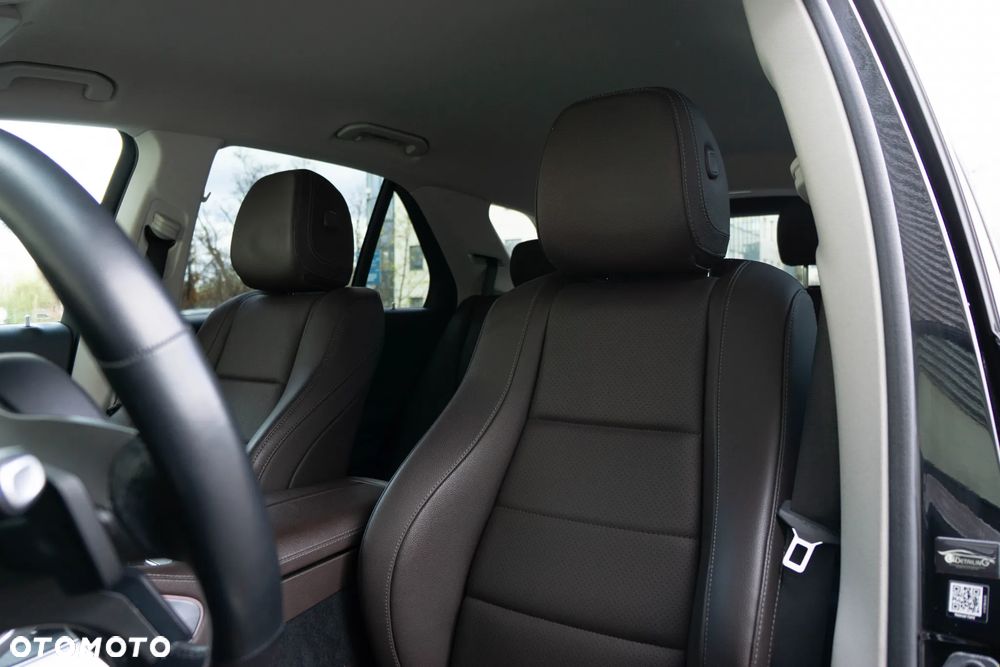 Mercedes-Benz GLE - 12