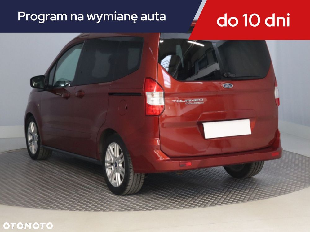 Ford Tourneo Courier - 6