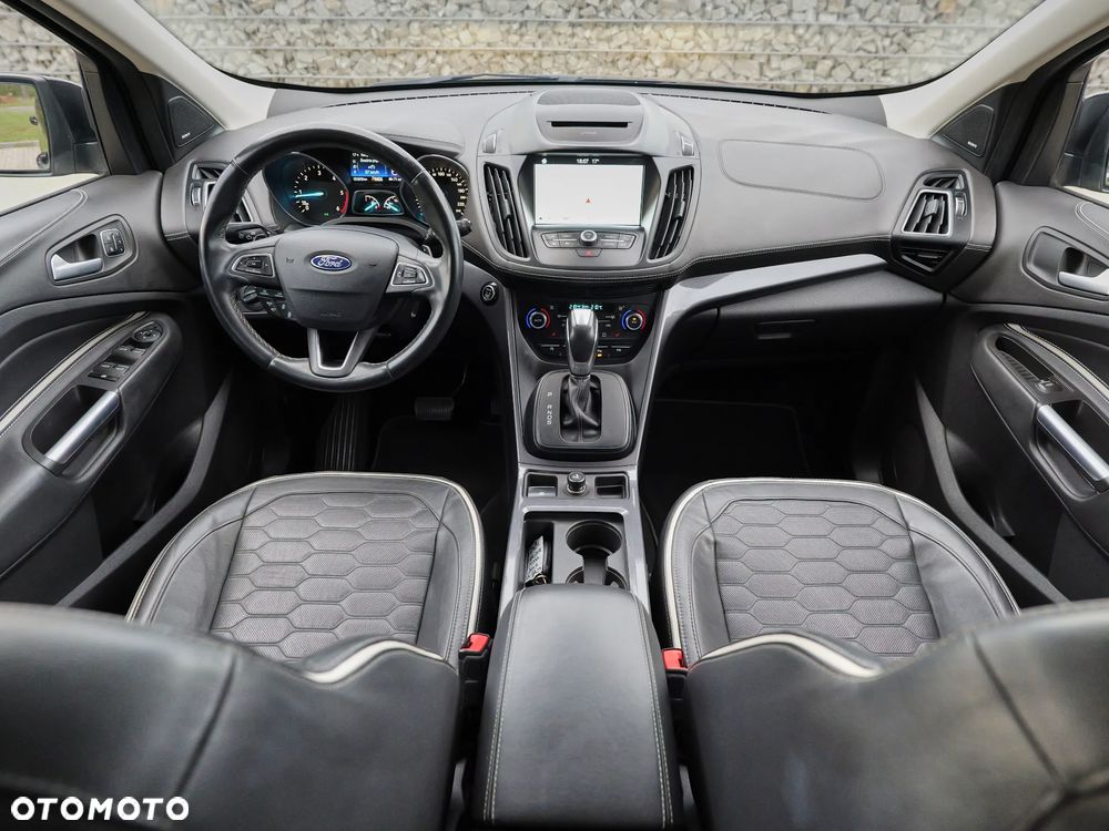 Ford Kuga 2.0 TDCi 4x4 Vignale - 17