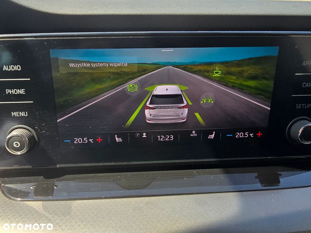 Skoda Octavia 2.0 TDI Selection DSG - 20