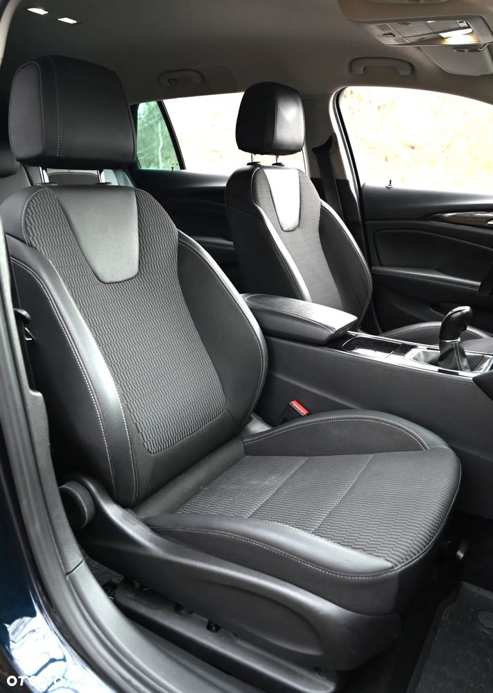 Opel Insignia - 37