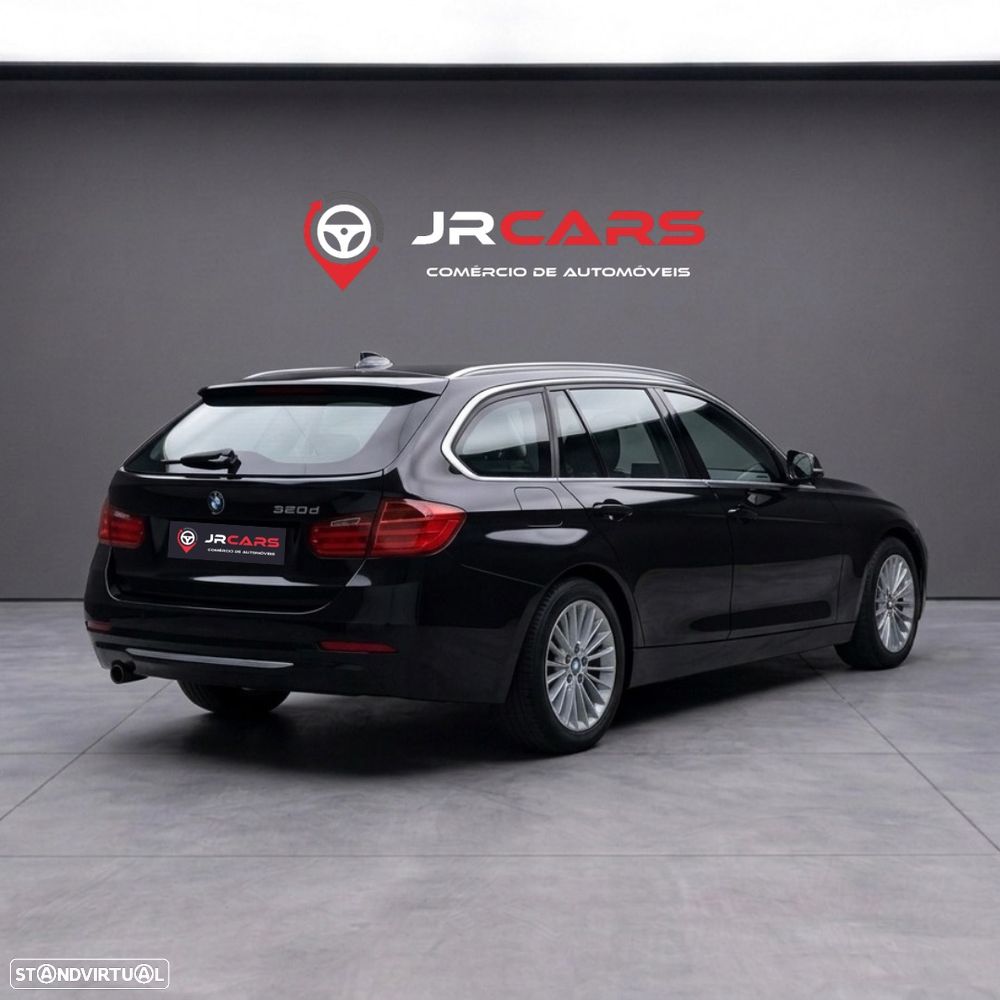 BMW 320 d Auto Line Luxury - 3