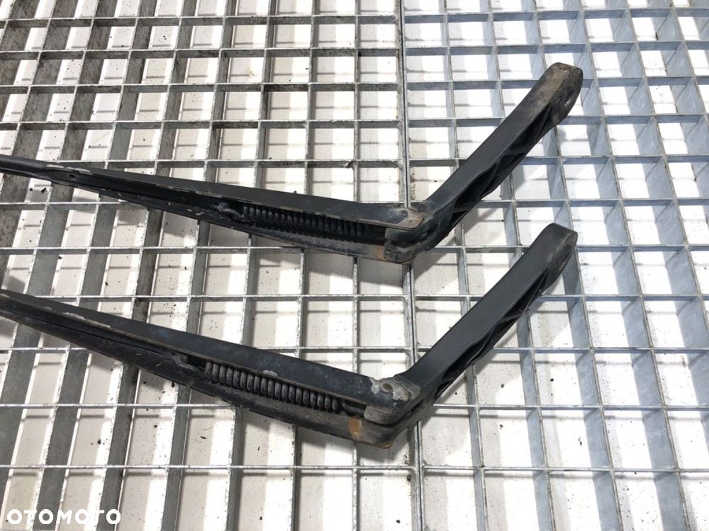 RAMIĘ WYCIERACZKI KOMPLET PRZÓD  FIAT DUCATO Autobus (250_) 2006 - 2022 160 Multijet 3,0 D 115 kW - 2