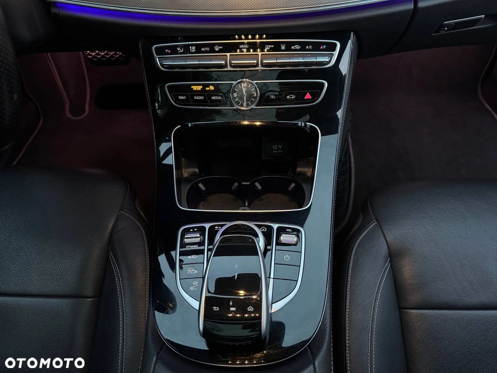 Mercedes-Benz Klasa E 350e 9G-TRONIC Exclusive - 37