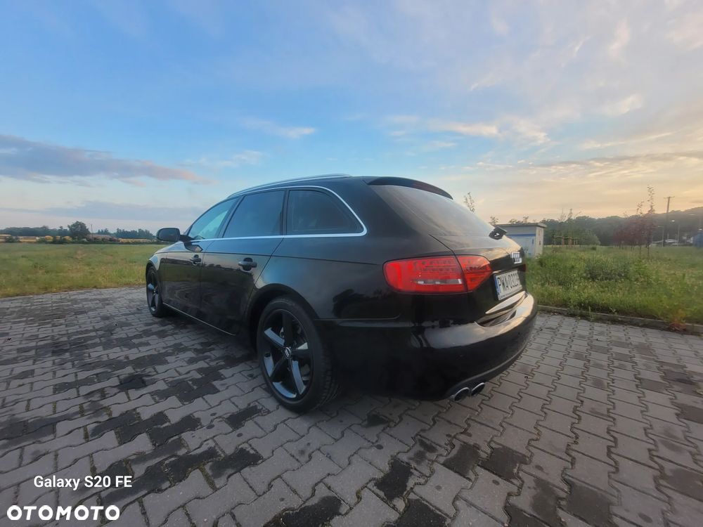 Audi A4 Avant 2.0 TDI DPF Ambiente - 8