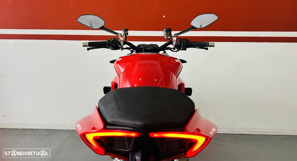 Ducati Streetfighter V4 S - 11