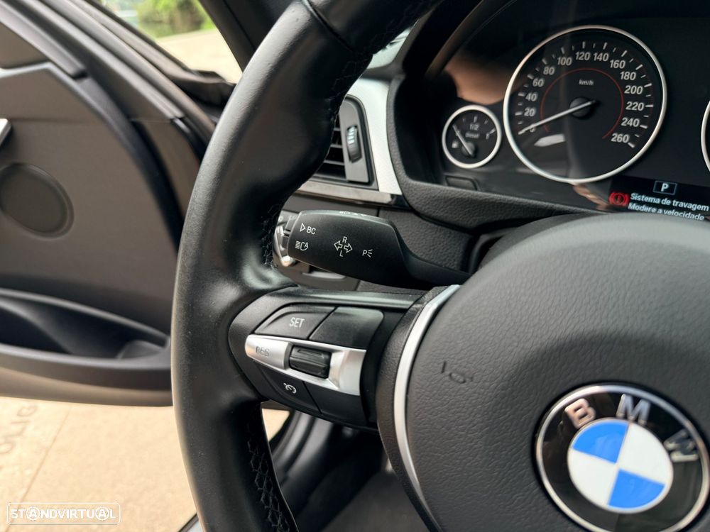 BMW 320 d Auto Pack M - 22