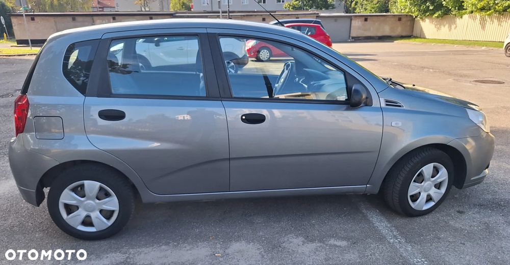 Chevrolet Aveo - 3
