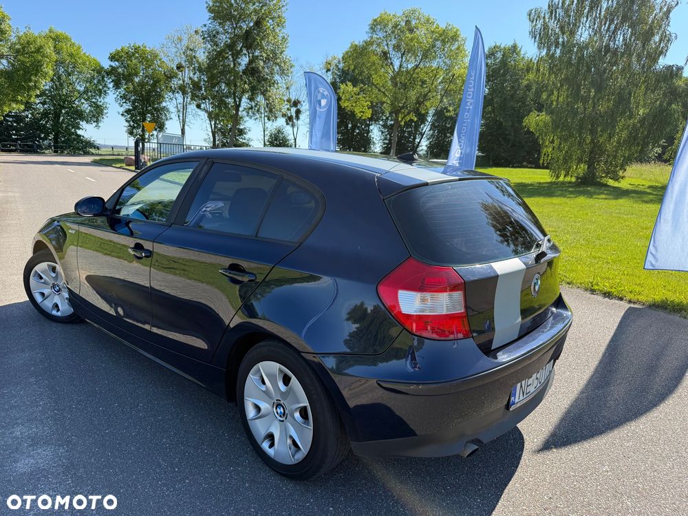 BMW Seria 1 - 32