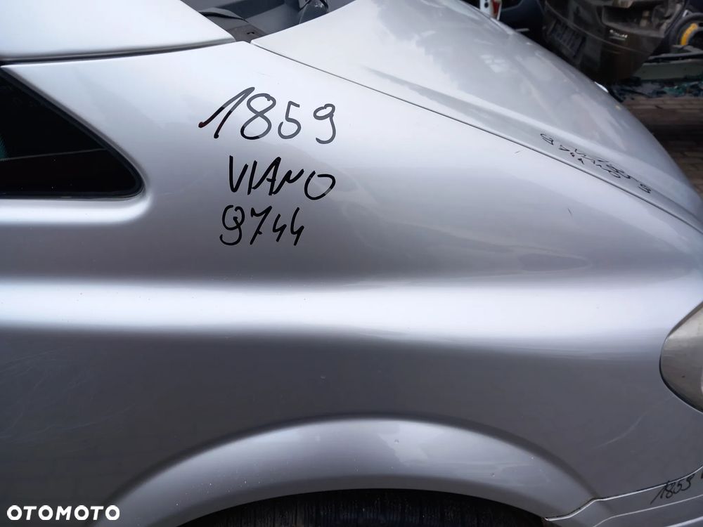 MERCEDES VIANO BŁOTNIK PRAWY PRZEDNI PRAWY PRZÓD KOLOR: 9744 - 3