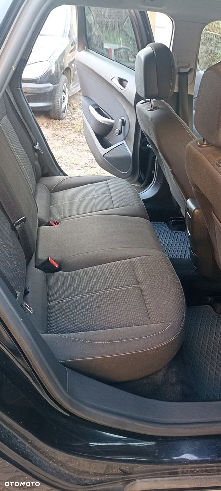 Opel Astra 2.0 CDTI DPF Cosmo - 3